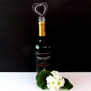 TOWLE vintage Austrian crystal heart wine or liquor bottle stopper - boxed